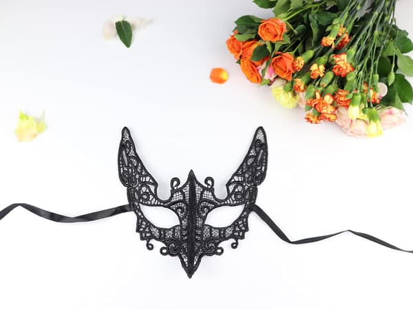 Dame Maskerade Maske Sort Katteblonde Maske 3 stk