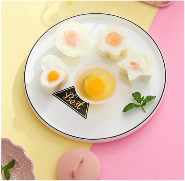 Egg Cooker for the Kitchen — For Making Breakfast — Egg Fryer — Creative Home Gadget (Includes Oil Brush)