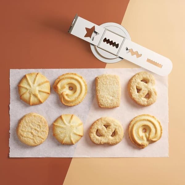 Cookie Cutters in Stainless Steel with 4 Shapes for Kitchenaid Grinders, Cookie Cutters with Connection Ring for Bosch Grinders, Perf