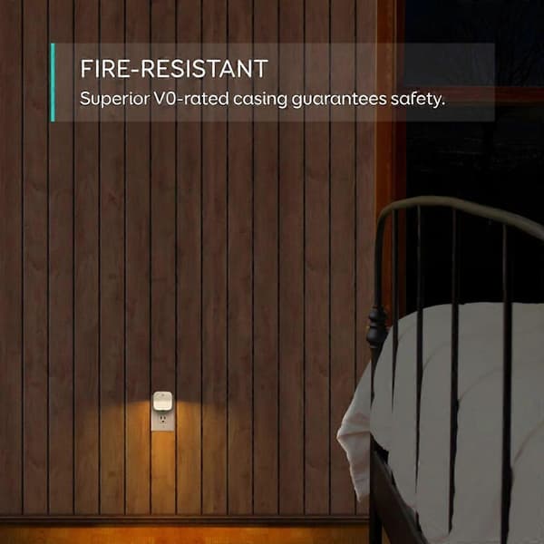 3-pack LED Night Light Socket Warm White with Motion Detector and Dusk Sensor for Stairs, Bedroom, Hallway