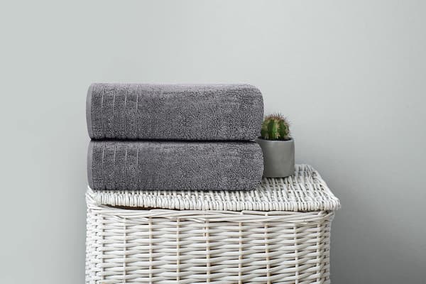 2-pak ekstra store badehåndklæder 71x142 cm, større og lettere, tørrer hurtigere, superbløde og absorberende, perfekte til badeværelset, mørkegrå