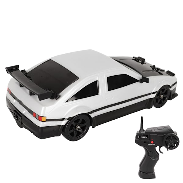 1/16 fjernbetjenings bilmodel 4-hjulsdrift 2,4Ghz PVC-skal simuleret RC Driftbil med 2 sæt dæk