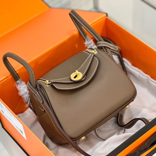 Lindy Mini Messenger Väska i Ko-Läder för Kvinnor Äkta Läder Axelväska Elefantgrå med Guldknapp 19cm Small elephant gray gold button 19cm