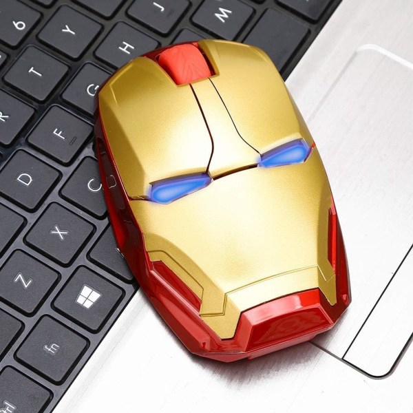Ergonomisk trådlös mus Cool Iron Man Mouse 2.4 G Bärbar mobil dator Click Silent Mouse Optiska möss med USB mottagare
