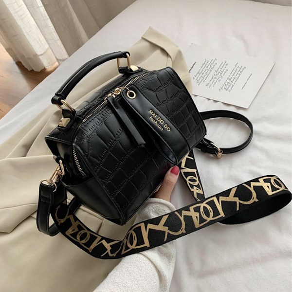 2025 Kvinders Lille Firkantet Håndtaske Unik Struktur Sort Crossbody Skuldertaske Black
