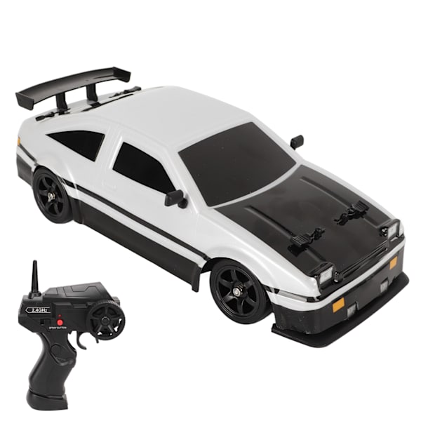 1/16 kauko-ohjattava automalli 4-veto 2,4 GHz PVC-kuorinen simuloitu RC Drift-auto 2 rengassarjalla