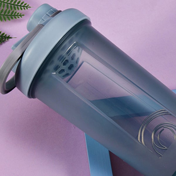 Sportvattenflaska Plast Transparent Portabel Frostad Shaker Cup med Blender 600ml Blå 600ml