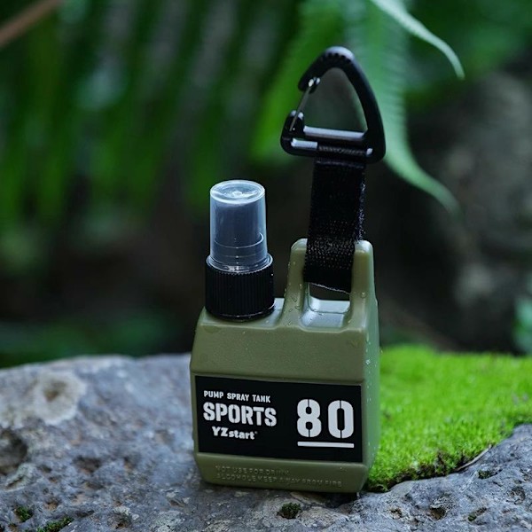 80ml Tom Utomhuscamping Tom Kosmetikbehållare Fin Dimsprayflaska Liten Resesprayflaska med Hängande Spänne