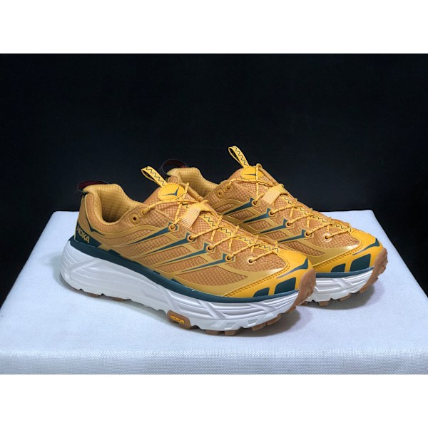 Mafate Three 2 Textil Dam Herr Skor Löparskor Sneakers orange 41