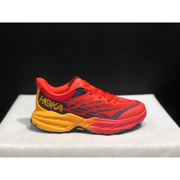 Speedgoat 5 Textil Dam Herr Skor Löparskor Sneakers röd 42