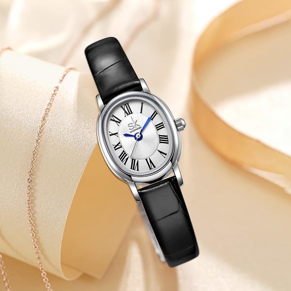 Elegant Damklocka Liten Urtavla Romerska Siffror Business Klänning Analog Quartz Vattentät Damarmbandsur Läderrem