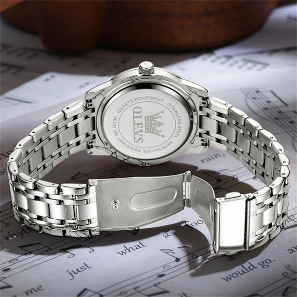 Klocka för män Klassisk affärsdräkt Analog kvarts rostfritt stål vattentät lysande datum diamant herrklocka silverfärg