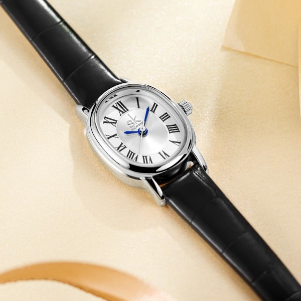 Elegant Damklocka Liten Urtavla Romerska Siffror Business Klänning Analog Quartz Vattentät Damarmbandsur Läderrem