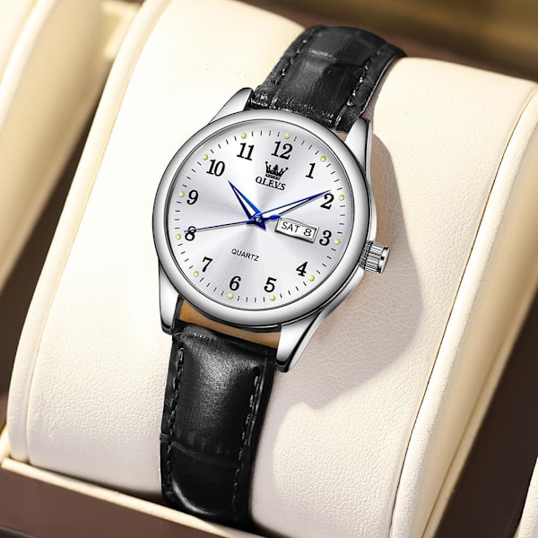 Damklockor i läder Analog kvarts enkel liten vardaglig armbandsur med vattentäta självlysande damklockor
