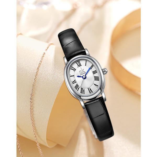 Elegant Damklocka Liten Urtavla Romerska Siffror Business Klänning Analog Quartz Vattentät Damarmbandsur Läderrem