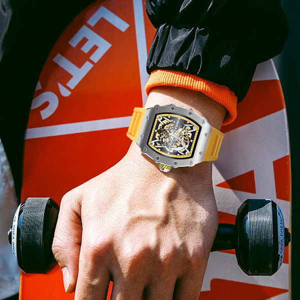 Herrklockor Automatisk Mekanisk Tonneau Lyx Sportklocka Silikonarmband Analog Display Vattentät Affärs Armbandsur för Män