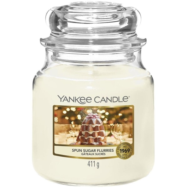Yankee Candle Medium  Spun Sugar Flurries