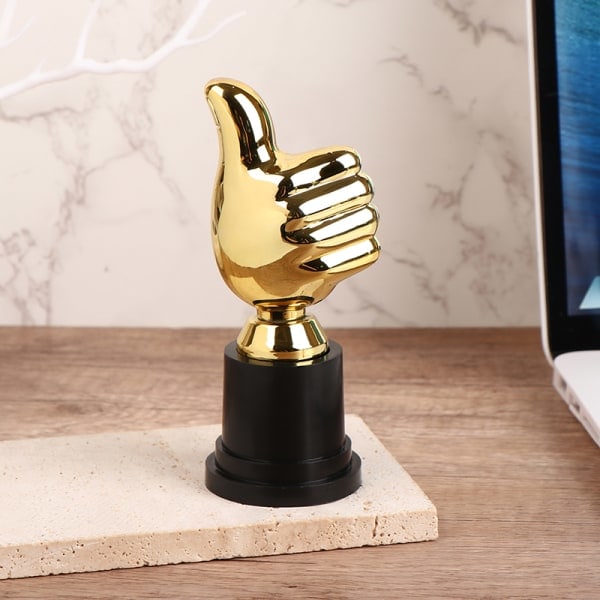 1. Præmie Trofæer Belønning Tommelfinger Trofælegetøj Børnekonkurrence Guld one size Gold Gold one size