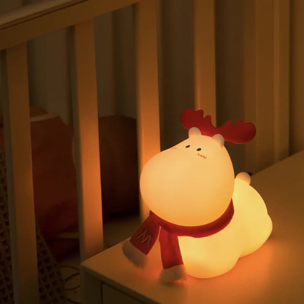 Touch-Sensitive Deer Shaped Silicone LED Table Lamp for Kids Room Decor, Night Light, Reindeer, Christmas