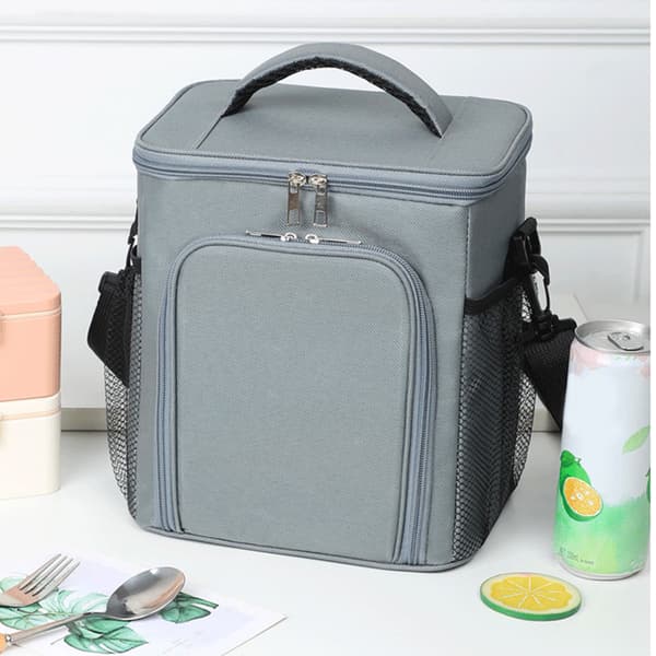 Stor crossbody lunsjveske (mørkegrå)