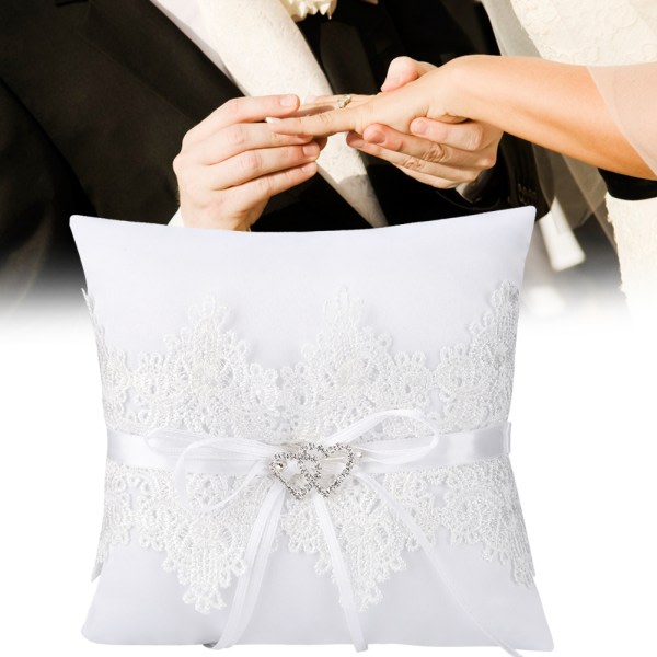 Romantisk hvit blonderring Pute Puteholder Bryllupsfest