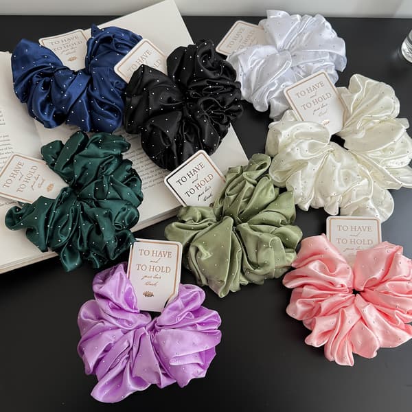 1 stk. Elegant satin-hår-scrunchie med rhinsten - Skånsom, til bryllup/brud, flere farver Blue