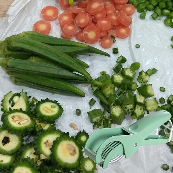 Multifunksjonell grønnsaks- og fruktskivekutter, justerbare rustfrie stålblader, grønn Green