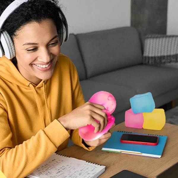 Isbit Fidget Leksaker | 3 Stycken Isbit Sensorisk Boll Stressavlastning Leksaker (Slumpmässiga Färger)