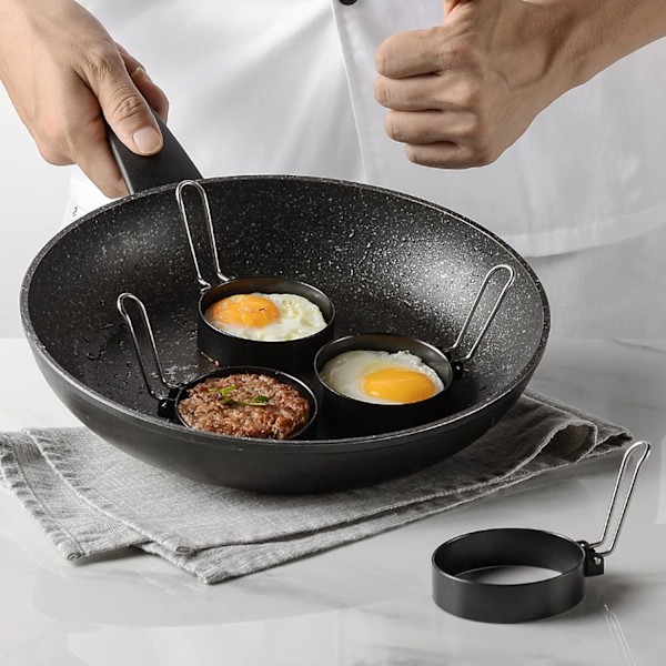 4 st äggringar, 3 tum stålläggformar cirkel äggkokare non-stick äggform med borste för stekning av ägg frukost