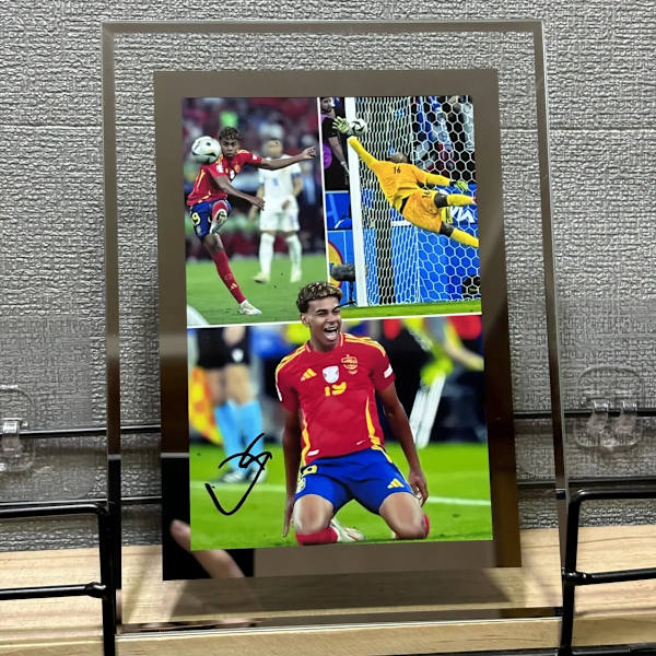 Europeisk Cup Yamal Fotballstjerne Bilde Ramme Dekorativt Maleri med Hjemmelekser Deltakelse i Europacupen som gave til venner, familie og fans! 1 6 inches