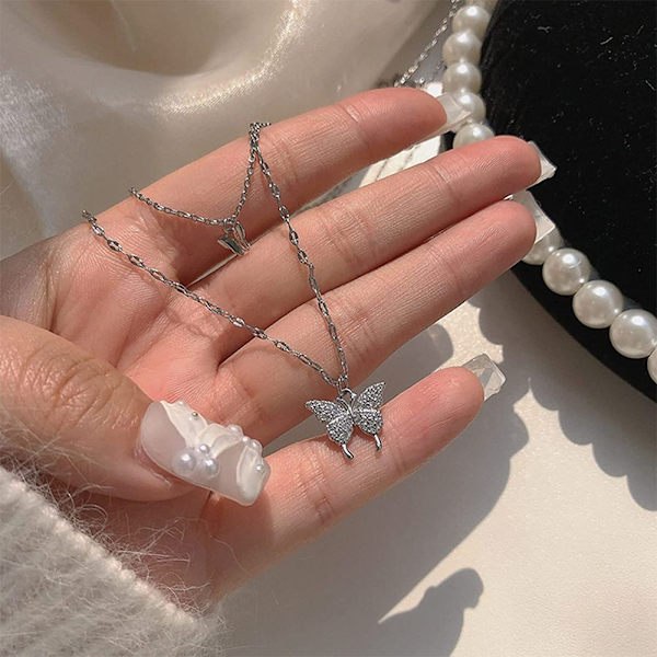 Silverhalsband glänsande fjäril, lämplig för flickor