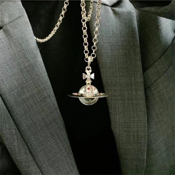 Vivienne Westwood Saturnus UFO -riipus kaulakoru hopea sliver