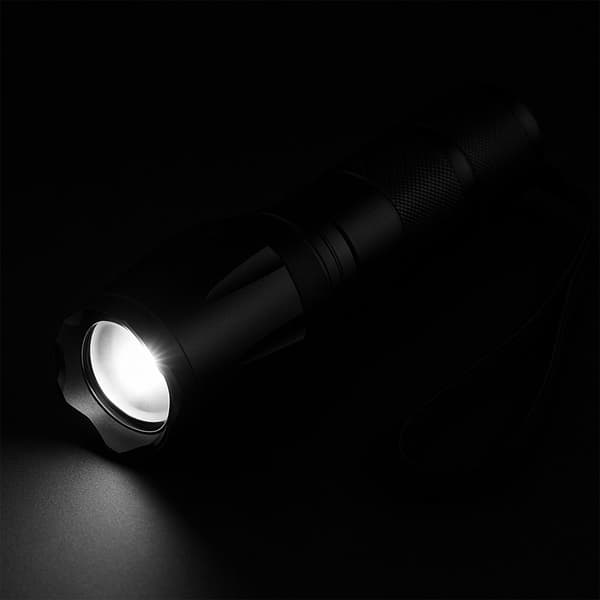 LED-taskulamppu (veden- ja iskunkestävä) 5 toiminnolla 160