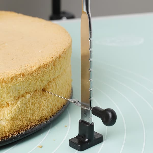 Justerbar kakekutter med rustfritt ståltråd og ergonomisk håndtak