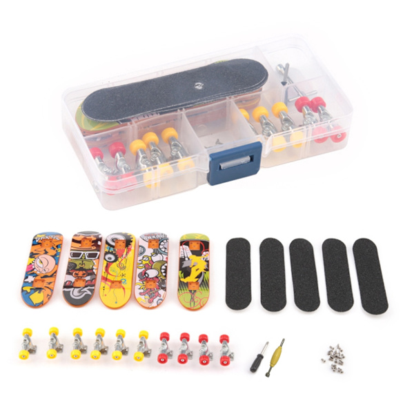 Mini fingerboard skateboard DIY-kit leksak för tonåringar vuxna Nyhet finger skateboard med legering lager pojke födelsedagspresent
