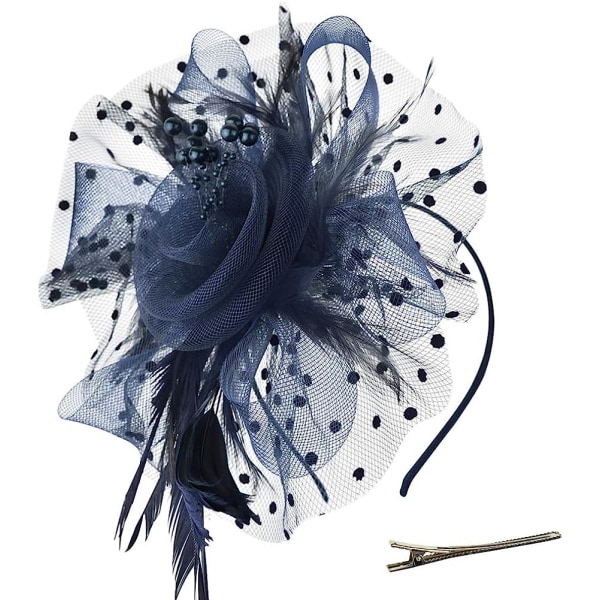 Fascinator-hatt, blomster, nettbånd og fjær på et splittet klipshodebånd, cocktail- og tebordshodeplagg for jenter og kvinner