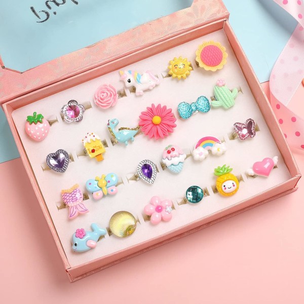 Little Girl Jewel Rings in Box, justerbar, ingen duplicering, Girl låtsas leka och klä upp ringar (24 vackra ringar)