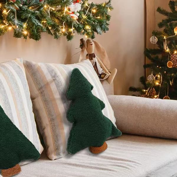 Julgransformad kudde för juldekoration Söt plyschfylld julkudde för sovrum vardagsrum 1pc