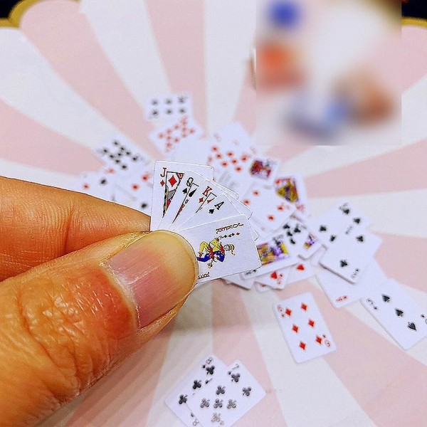 Suloiset minipienoispelit Pokerimini Pelikortit 15x10mm Miniatyyri Nukeille Tarvike Kodinsisustus Laadukas korttipeli