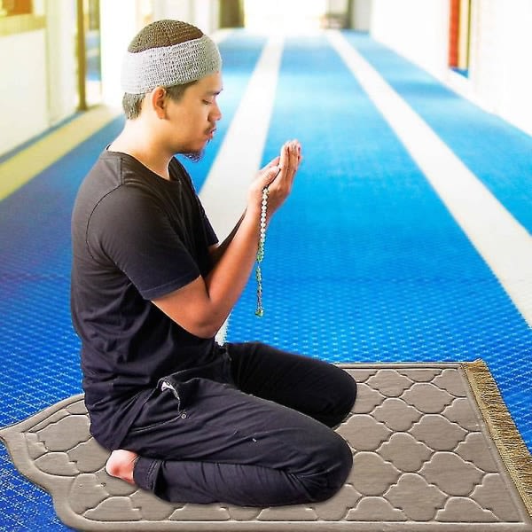 Liukumaton flanellirukousmatto jumalanpalvelukseen ja matkustamiseen - Pehmeä kannettava matto Ramadan Gift Beige