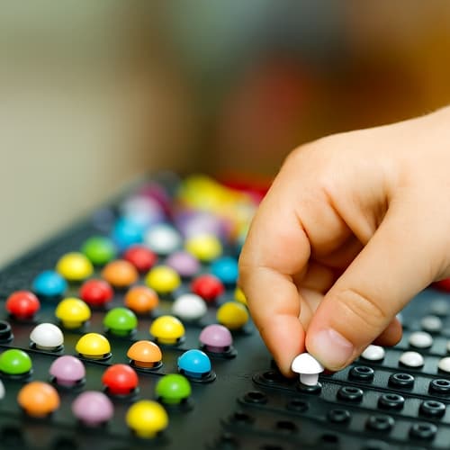 Codebreaker logisk brætspil 2 spillere med 108 kodebrikker 1000