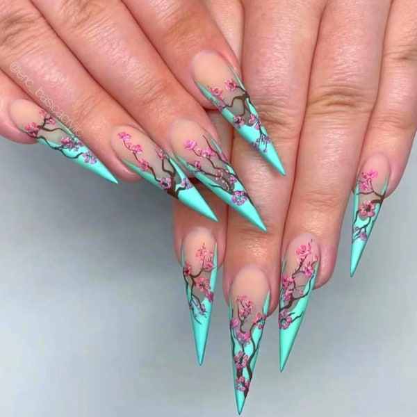 Babyblå falske negler med Sakura Design Matt Full Cover Stick on Nails for kvinner