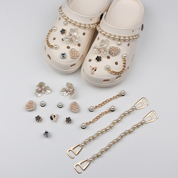 14 pieces 3D beads clogs sandals ornaments, shoe charms, cute shoe