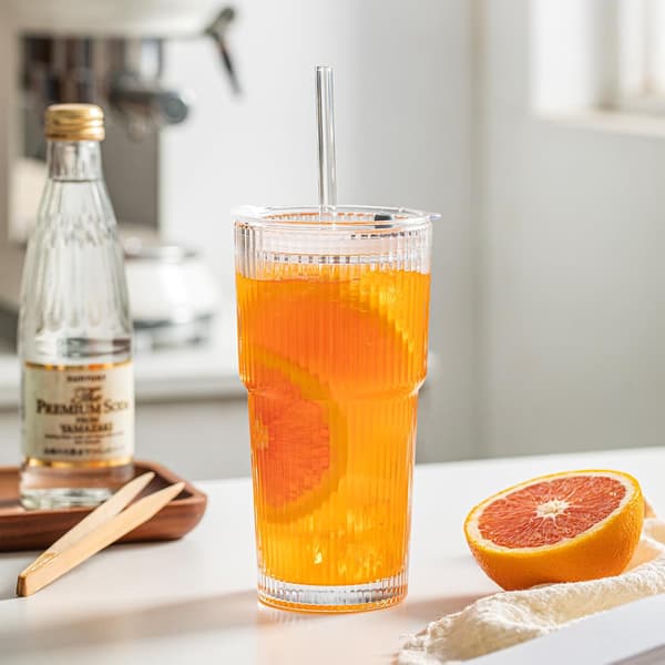 2-pack 600 ml räfflade glasmuggar med lock och sugrör i glas, kaffekopp
