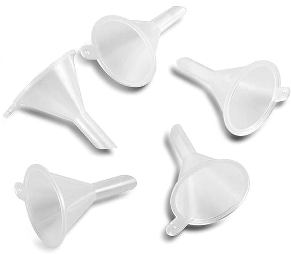 Mini tratt 5-pack för laboratorieflaskor, sandkonst, parfym, kryddor, pulver, eterisk olja, hobbybruk, köksmatkvalitet liten plast (klar)