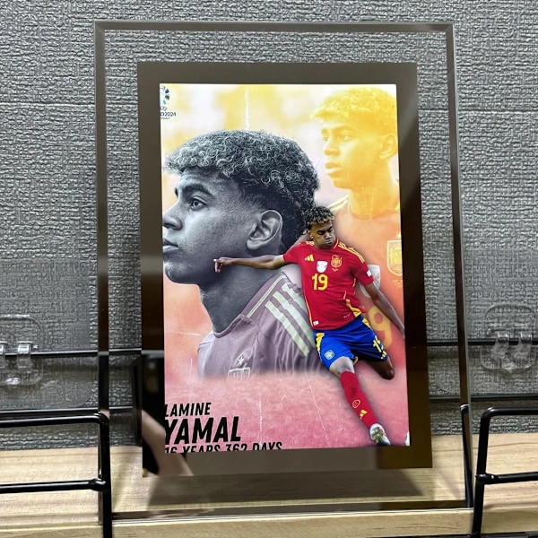 Europeisk Cup Yamal Fotballstjerne Bilde Ramme Dekorativt Maleri med Hjemmelekser Deltakelse i Europacupen som gave til venner, familie og fans! 7 5 inch