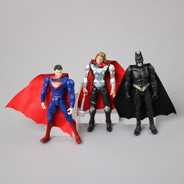 Superhelte PVC Legetøj Sæt 6 stk Batman Hulk Superman Thor Ironman Captain America - Perfekt