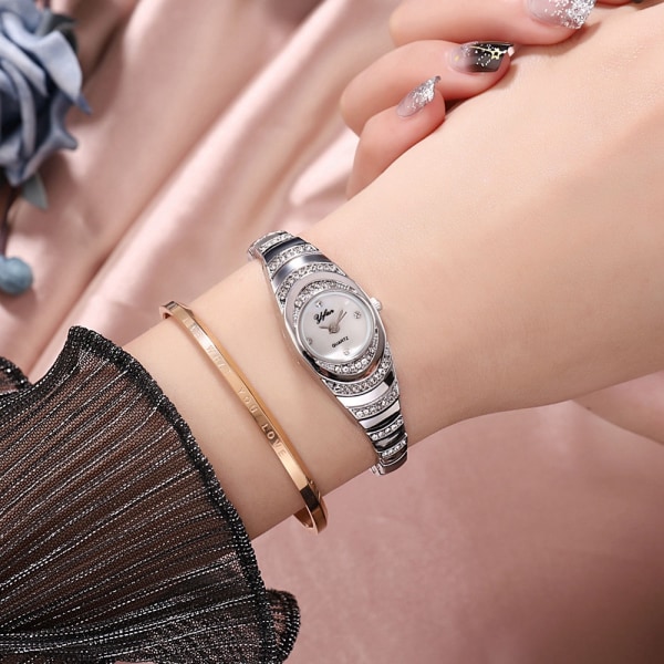 Kvinder rustfrit stål armbåndsur Rose Gold Luksus Fashion Rhinestone Ellipse Creative Dame Quartz Watch