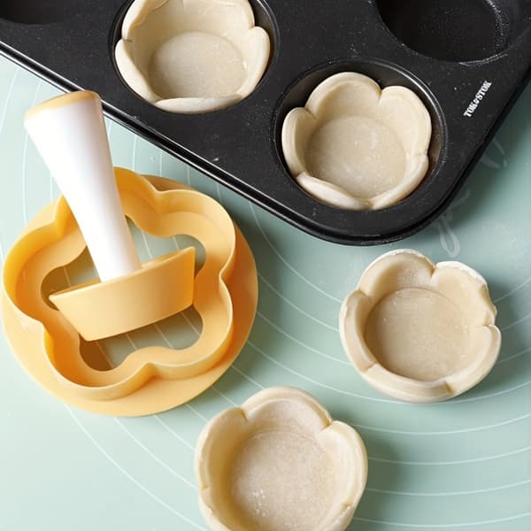 Bakformar i plast, kakformar och muffinsformar i polypropen, 2/4 st 4 Piece Set