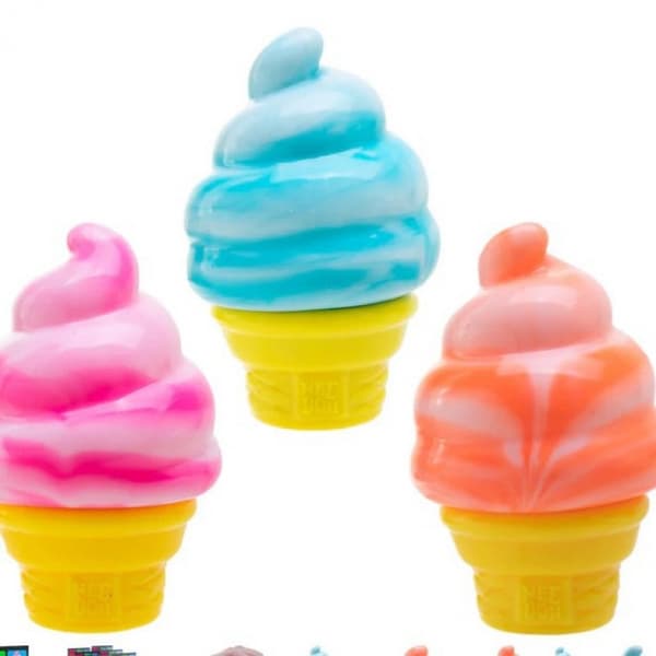 Stressiä lievittävä lelu Nee Dreamy Water Drop Flow Pattern Square Maltose Puristuslelu Ice cream decompression toy - pink